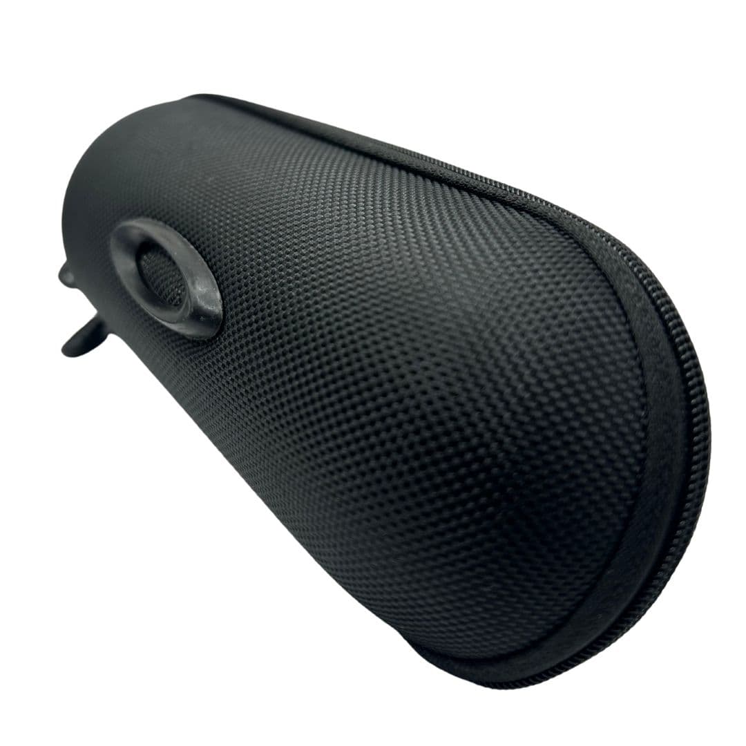 Estuche pequeño incluido